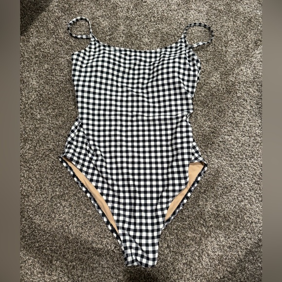 Old Navy Swimsuit - Picture 1 of 1